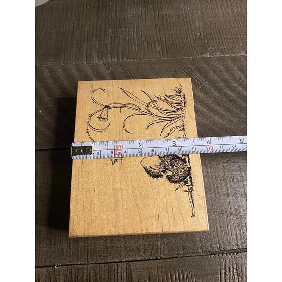 House Mouse Waiting for a Bluebell Drip wood block rubber stamp 1998 - Picture 5 of 5